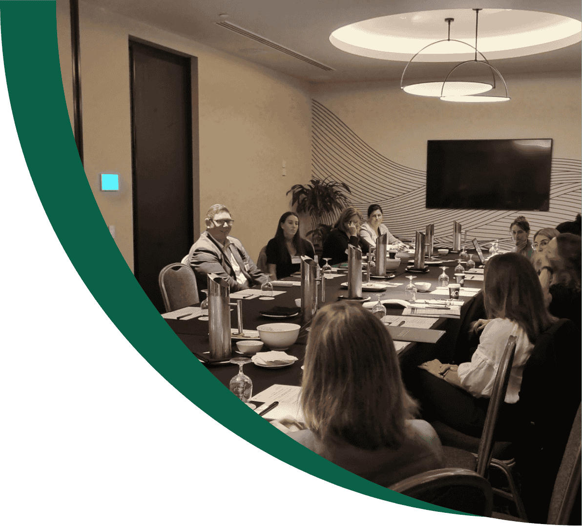 Chris Jacko leading a roundtable discussion at CMO Summit